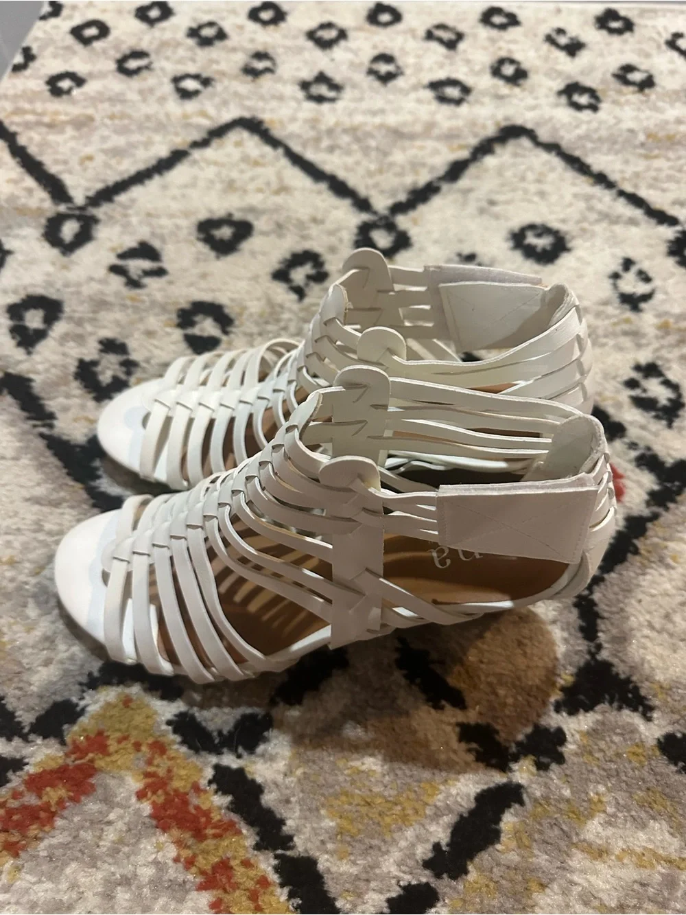 WEDGE WHITE HEELS - women’s